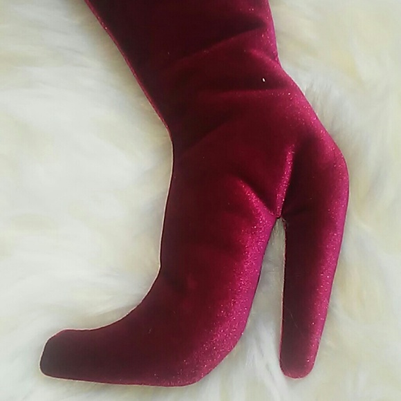 Victorian stocking bootie - Picture 2 of 3